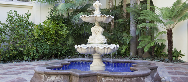 fountain-outside-of-house